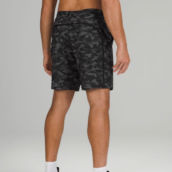 Lululemon Pace Breaker 9” *Lined VMCB - Picture 4 of 10